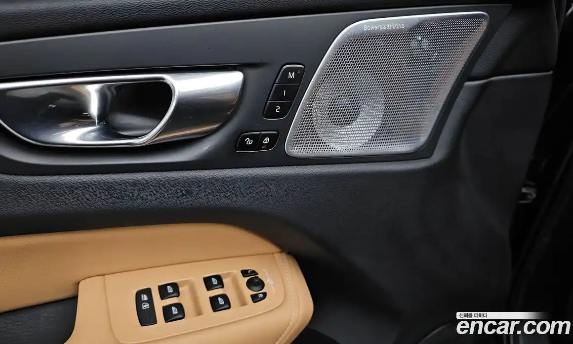 Volvo XC60 2024 2.0 Автомат в Москве № 164229, фото 17