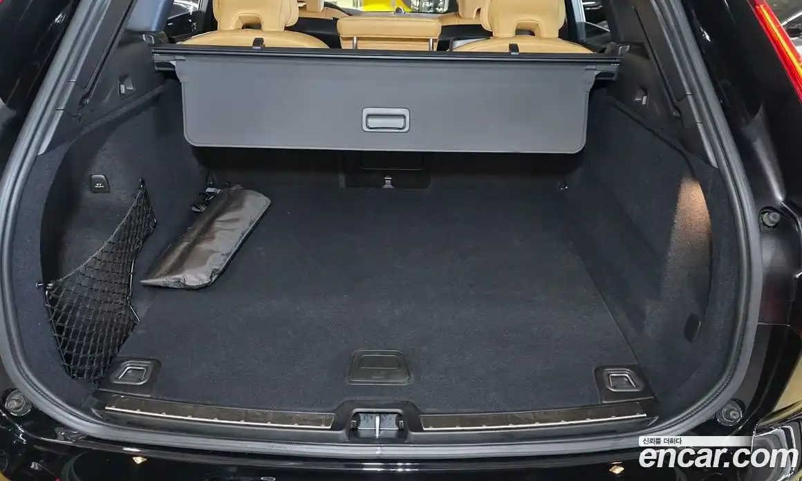 Volvo XC60 2024 2.0 Автомат в Москве № 164229, фото 20