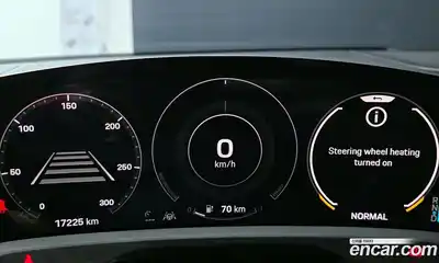 Porsche Taycan 2023 0.1 Автомат в Москве № 164949, миниатюра 2