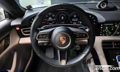 Porsche Taycan 2023 0.1 Автомат в Москве № 164949, миниатюра 8
