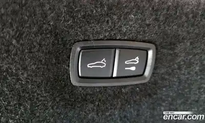 Porsche Taycan 2023 0.1 Автомат в Москве № 164949, миниатюра 10