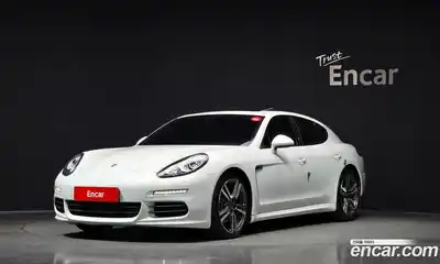 Porsche Panamera, 2016