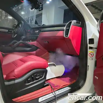 Porsche Cayenne 2023 3.0 Автомат в Москве № 165754, миниатюра 3