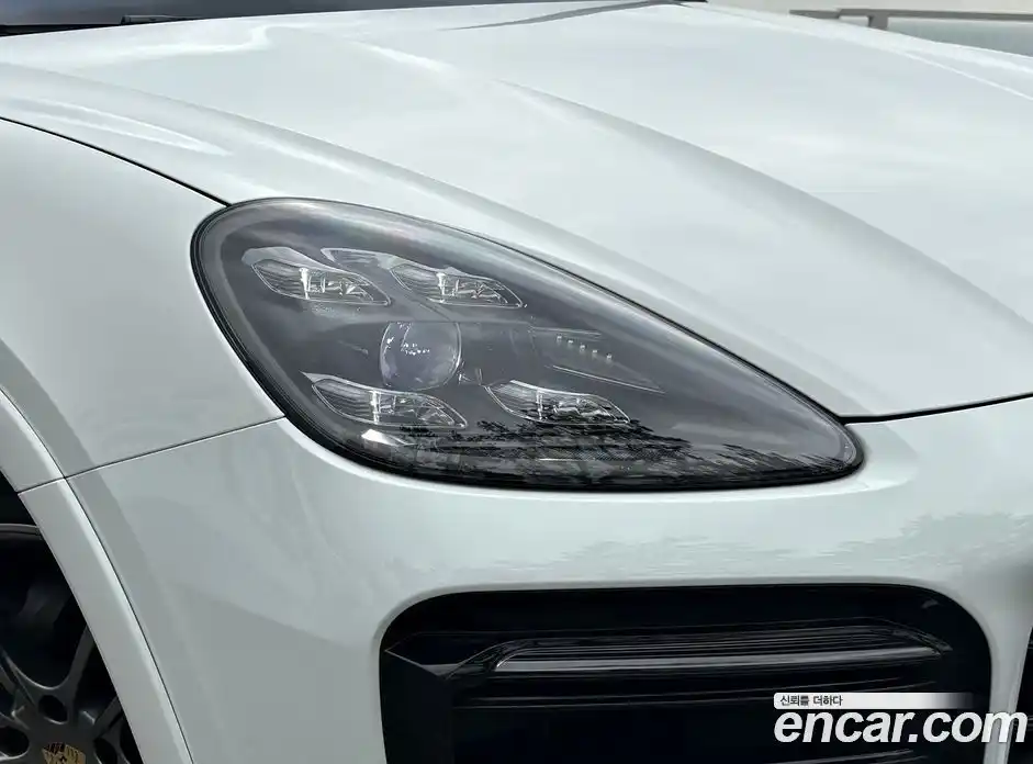 Porsche Cayenne 2023 3.0 Автомат в Москве № 165754, фото 6