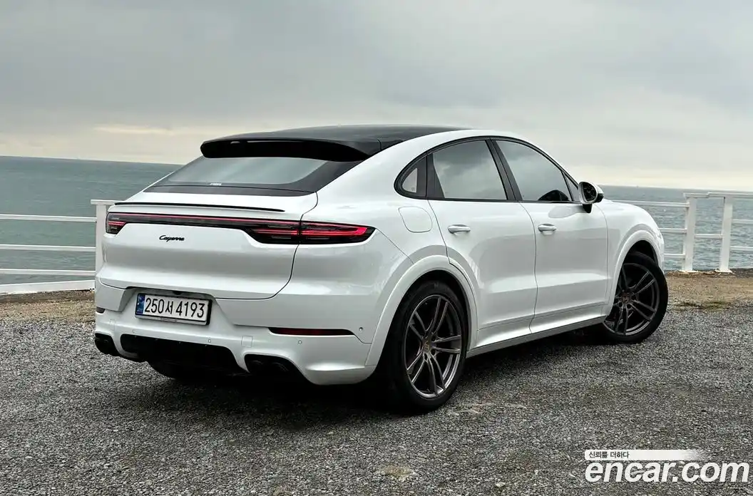 Porsche Cayenne 2023 3.0 Автомат в Москве № 165754, фото 7