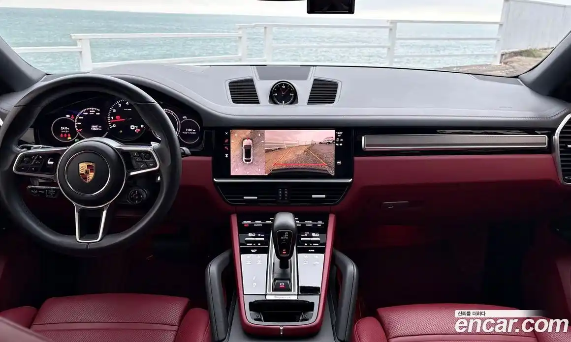 Porsche Cayenne 2023 3.0 Автомат в Москве № 165754, фото 10