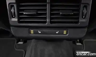 Land Rover Range-Rover Evoque 2024 2.0 Автомат в Москве № 165940, миниатюра 3