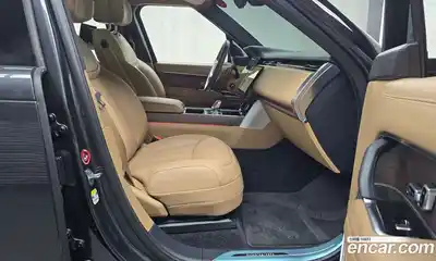 Land Rover Range-Rover 2023 4.4 Автомат в Москве № 166036, миниатюра 10