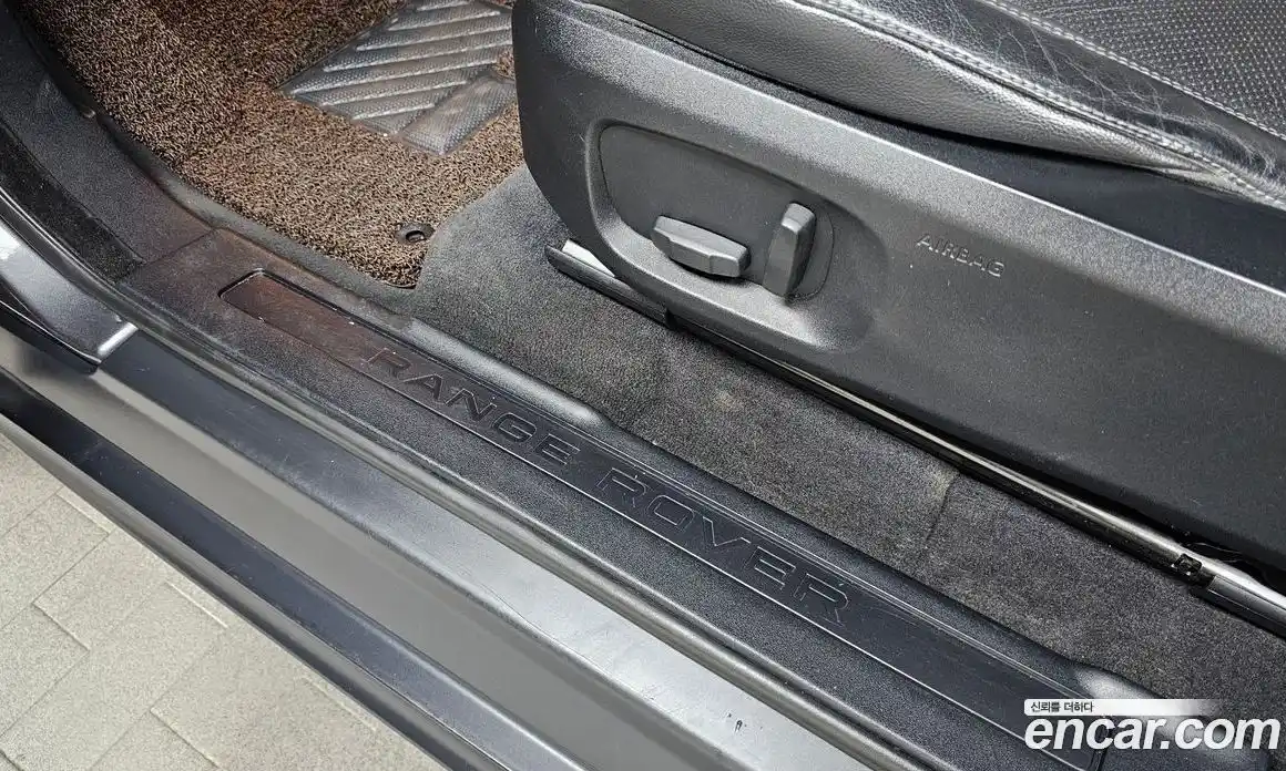 Land Rover Range-Rover Evoque 2017 2.0 Автомат в Москве № 166586, фото 7