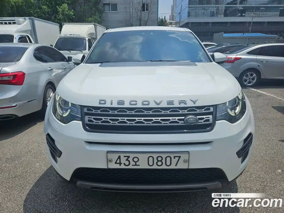 Land Rover Discovery Sport 2016 2.0 Автомат в Москве № 166829, фото 1