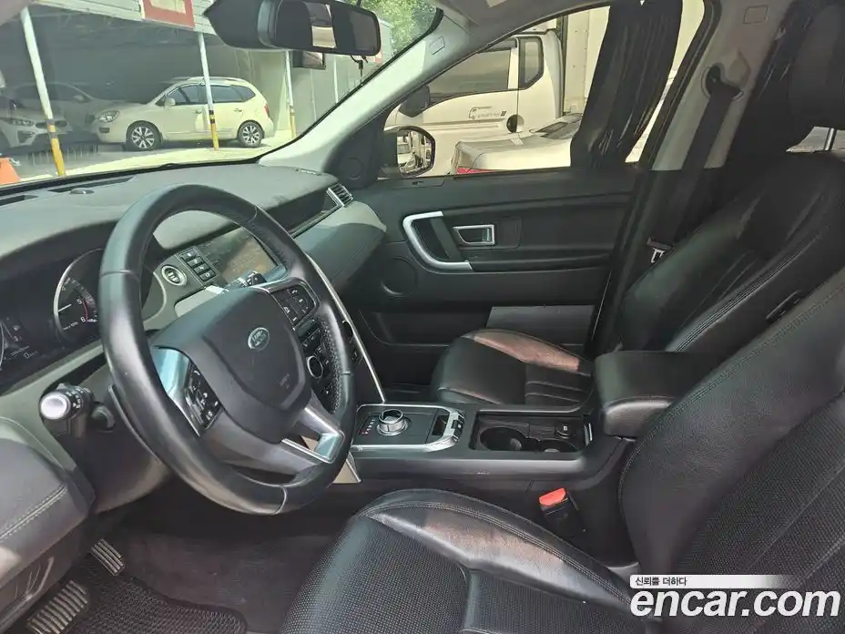 Land Rover Discovery Sport 2016 2.0 Автомат в Москве № 166829, фото 12