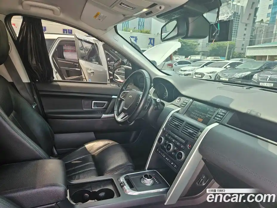 Land Rover Discovery Sport 2016 2.0 Автомат в Москве № 166829, фото 13