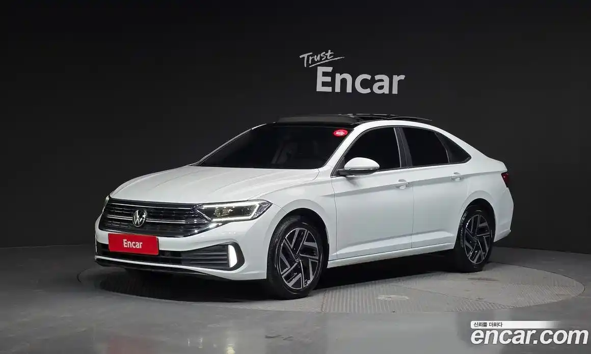 Volkswagen Jetta 2023 1.5 Автомат в Москве № 168636, фото 1