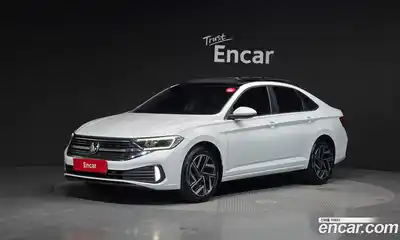 Volkswagen Jetta, 2023