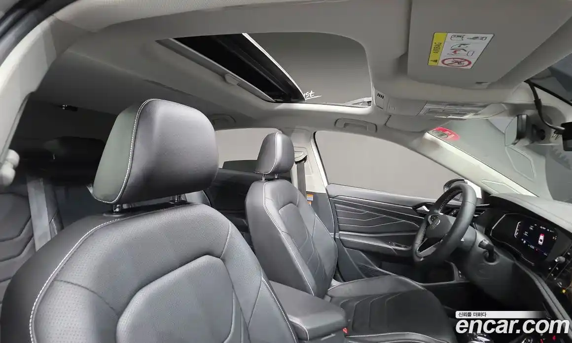 Volkswagen Jetta 2023 1.5 Автомат в Москве № 168636, фото 11