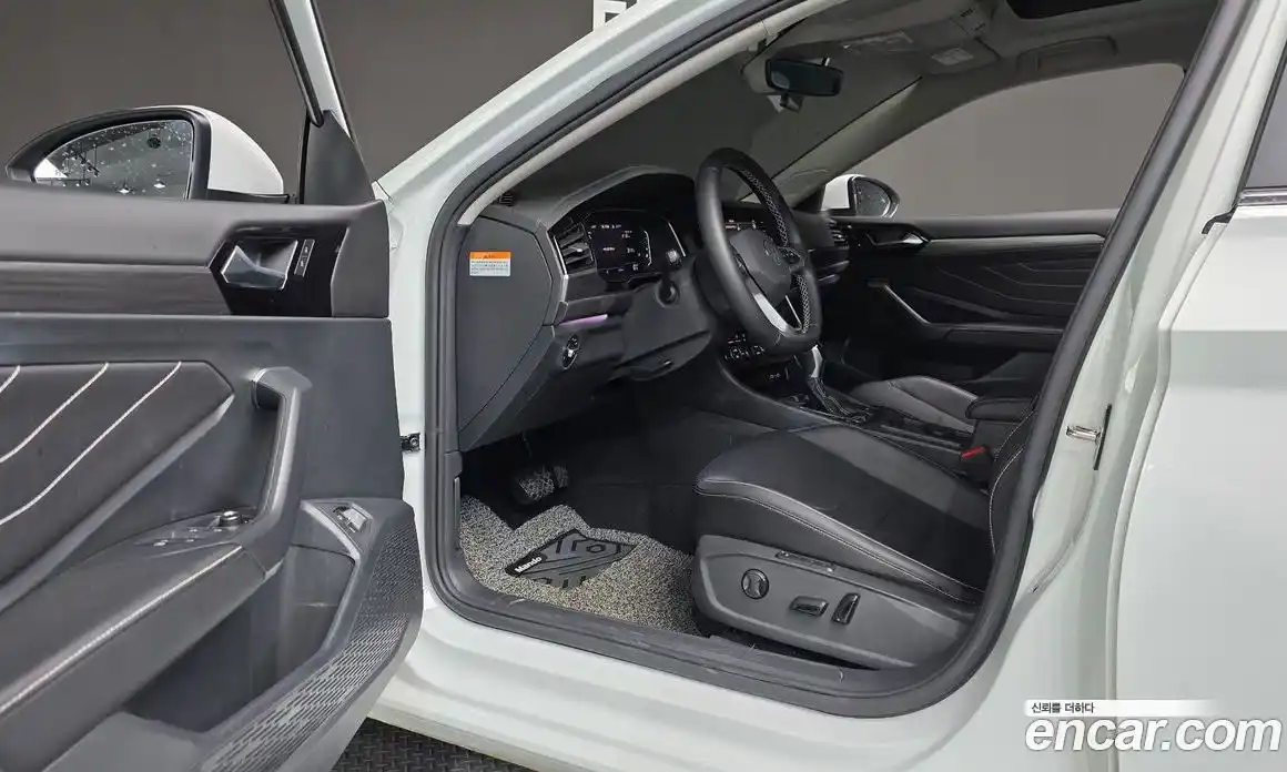 Volkswagen Jetta 2023 1.5 Автомат в Москве № 168636, фото 12