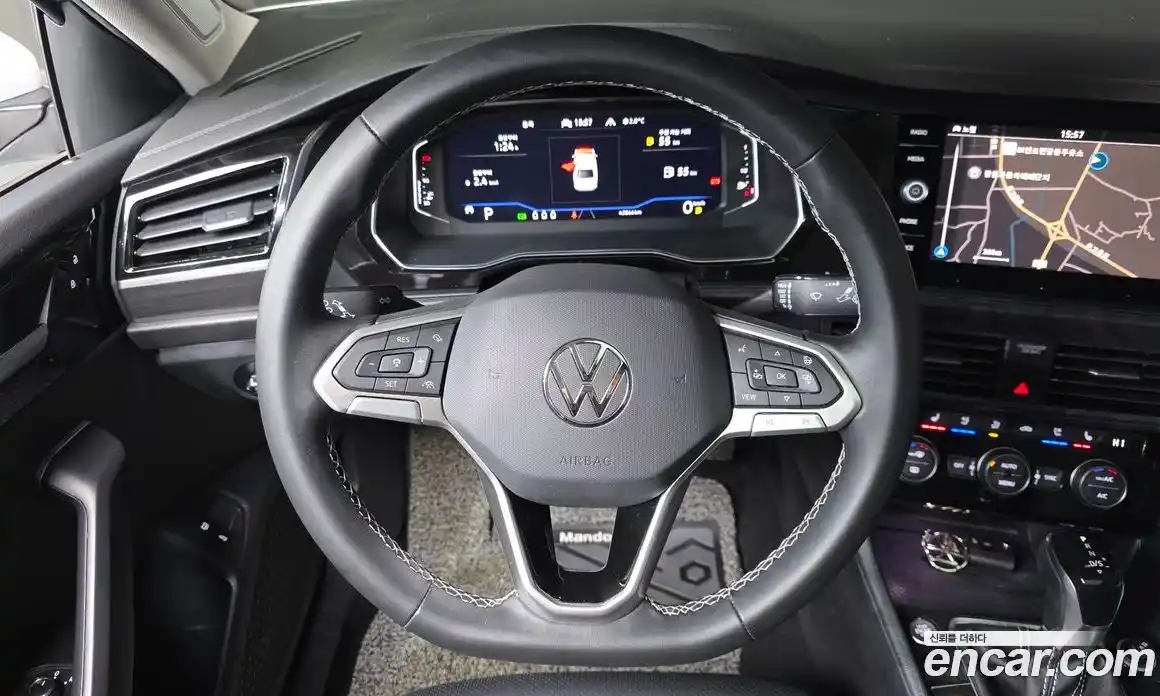 Volkswagen Jetta 2023 1.5 Автомат в Москве № 168636, фото 14