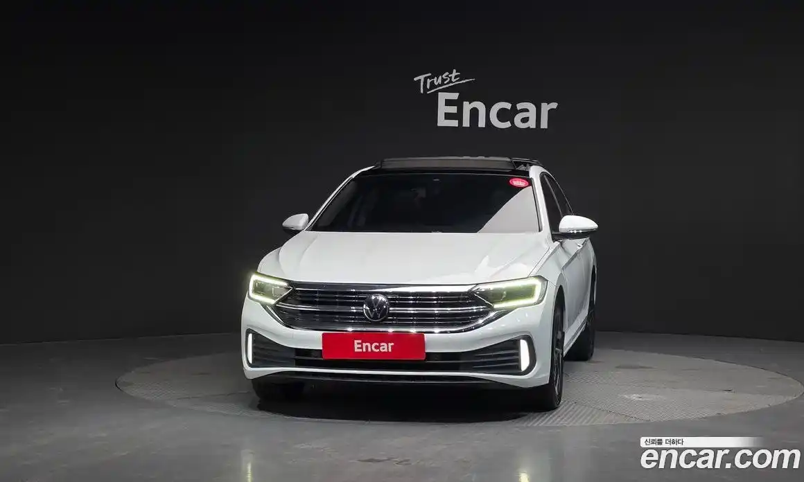 Volkswagen Jetta 2023 1.5 Автомат в Москве № 168636, фото 3