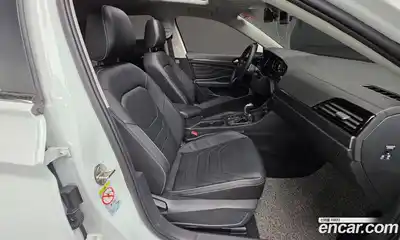 Volkswagen Jetta 2023 1.5 Автомат в Москве № 168636, миниатюра 10