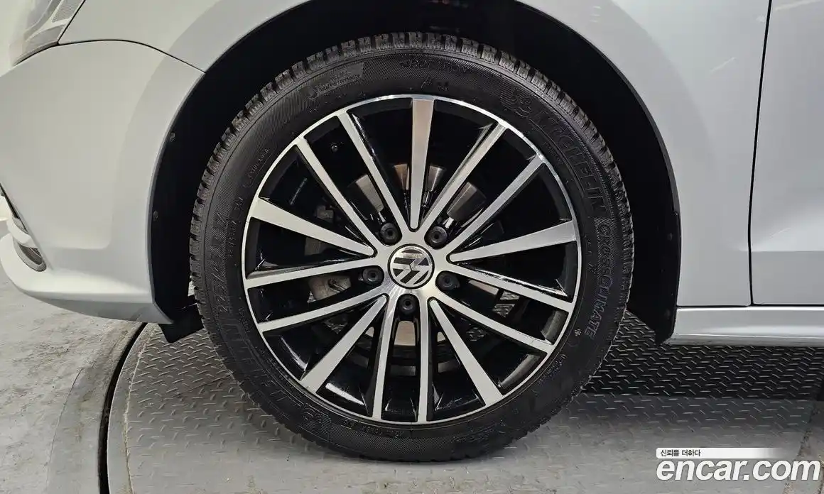 Volkswagen Jetta 2015 2.0 Автомат в Москве № 168642, фото 5