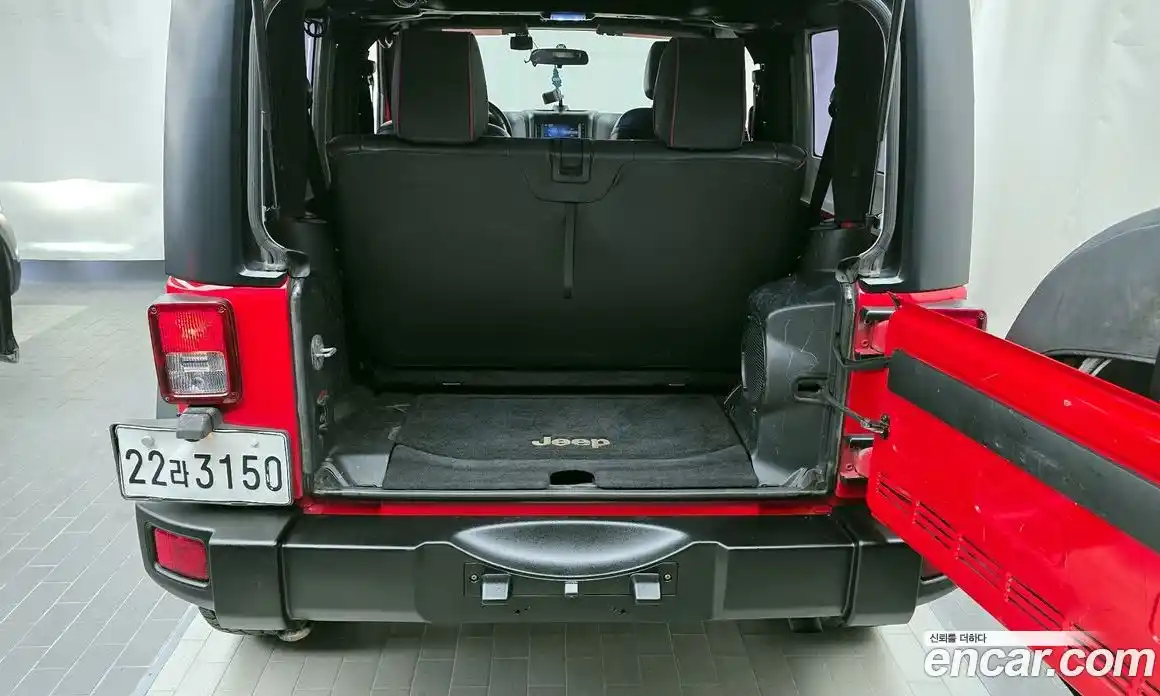 Jeep Wrangler 2012 2.8 Автомат в Москве № 169874, фото 20