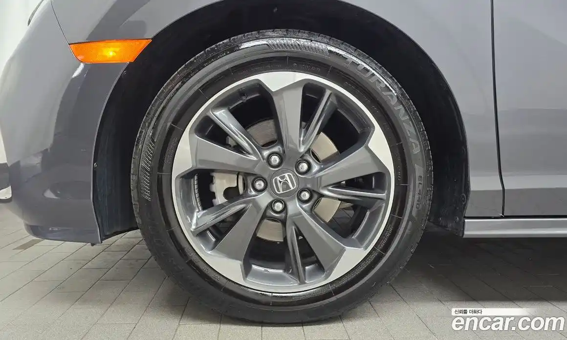 Honda Odyssey 2023 3.5 Автомат в Москве № 170492, фото 19