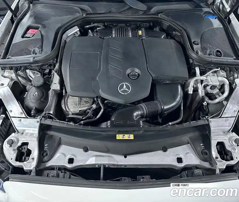 Mercedes-Benz E-Class 2022 1.9 Автомат в Москве № 178827, фото 6