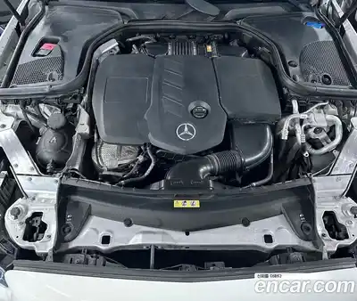 Mercedes-Benz E-Class 2022 1.9 Автомат в Москве № 178827, миниатюра 6