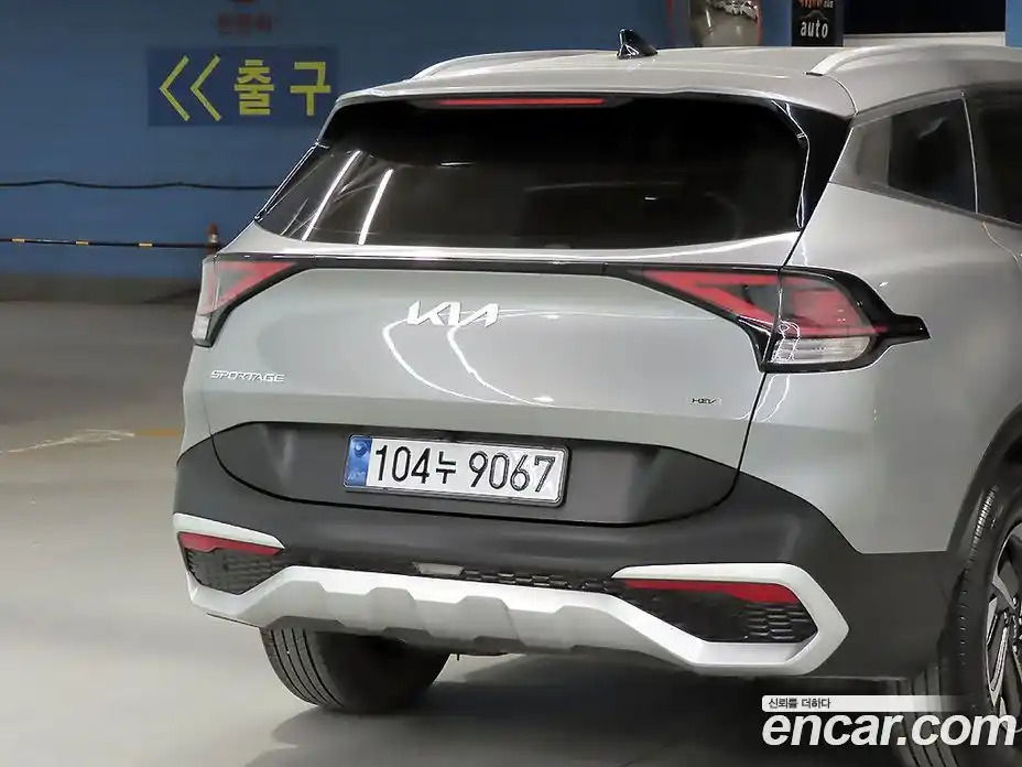 Kia Sportage 2023 1.6 Автомат в Москве № 183418, фото 17