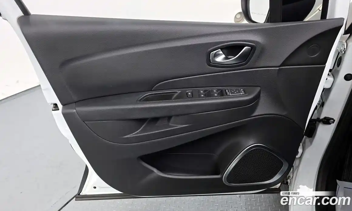 Renault QM3 2019 1.5 Автомат в Москве № 183875, фото 15