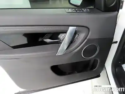 Land Rover Discovery Sport 2020 2.0 Автомат в Москве № 189077, миниатюра 12