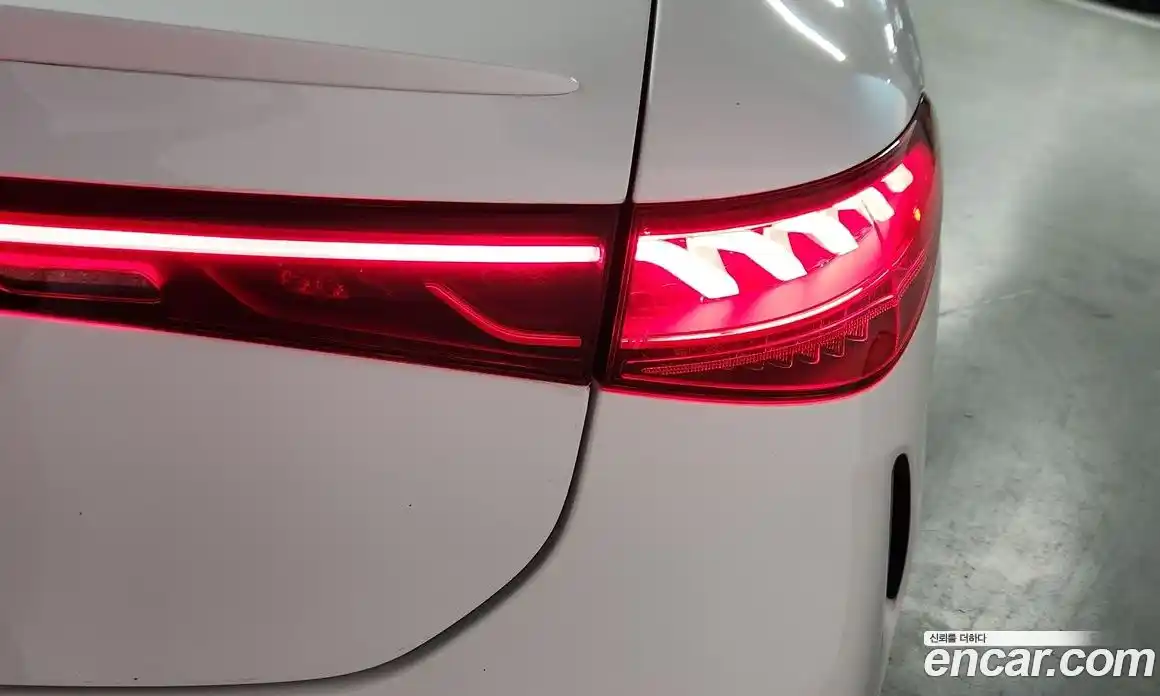 Mercedes-Benz EQS 2023 0.3 в Москве № 193702, фото 14