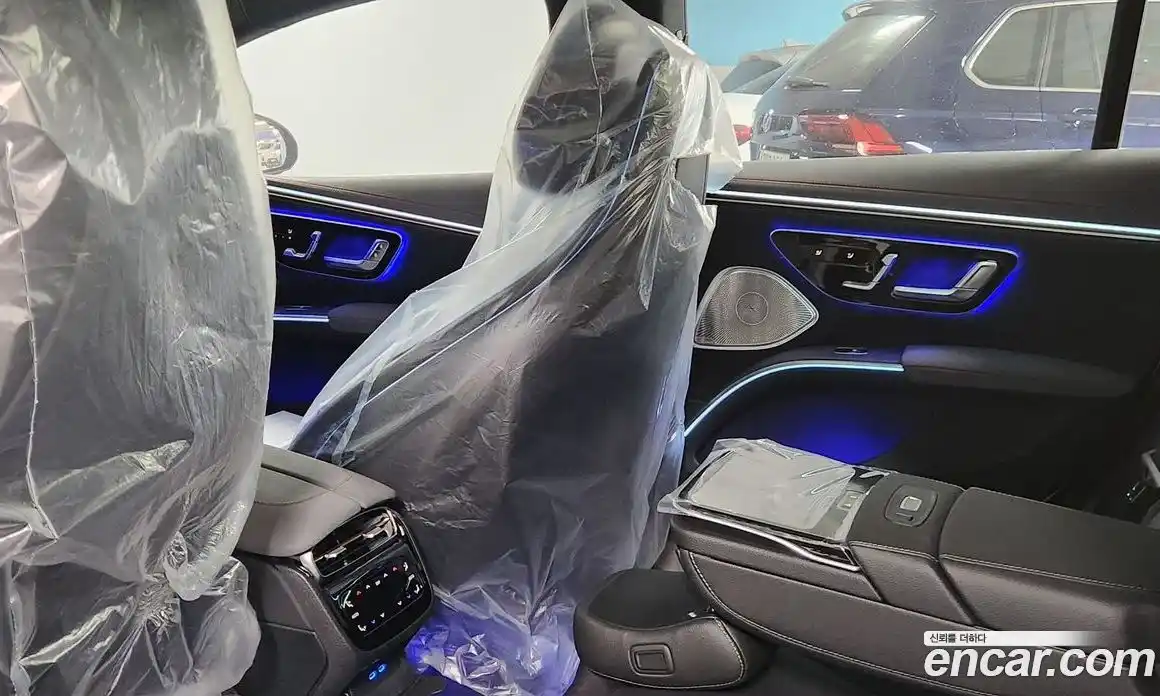 Mercedes-Benz EQS 2023 0.3 в Москве № 193702, фото 7