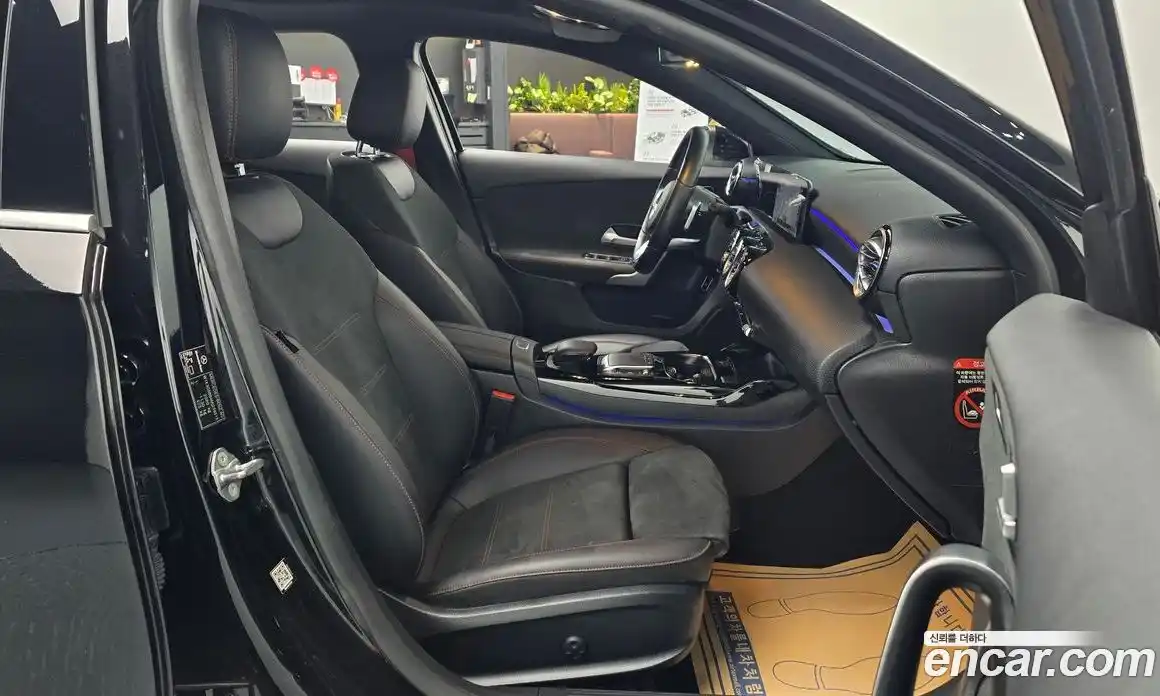 Mercedes-Benz A-Class 2021 2.0 Автомат в Москве № 194165, фото 18