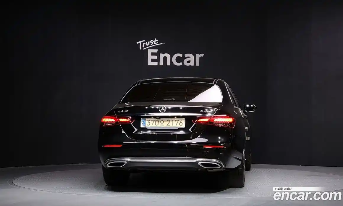 Mercedes-Benz E-Class 2021 3.0 Автомат в Москве № 194394, фото 10