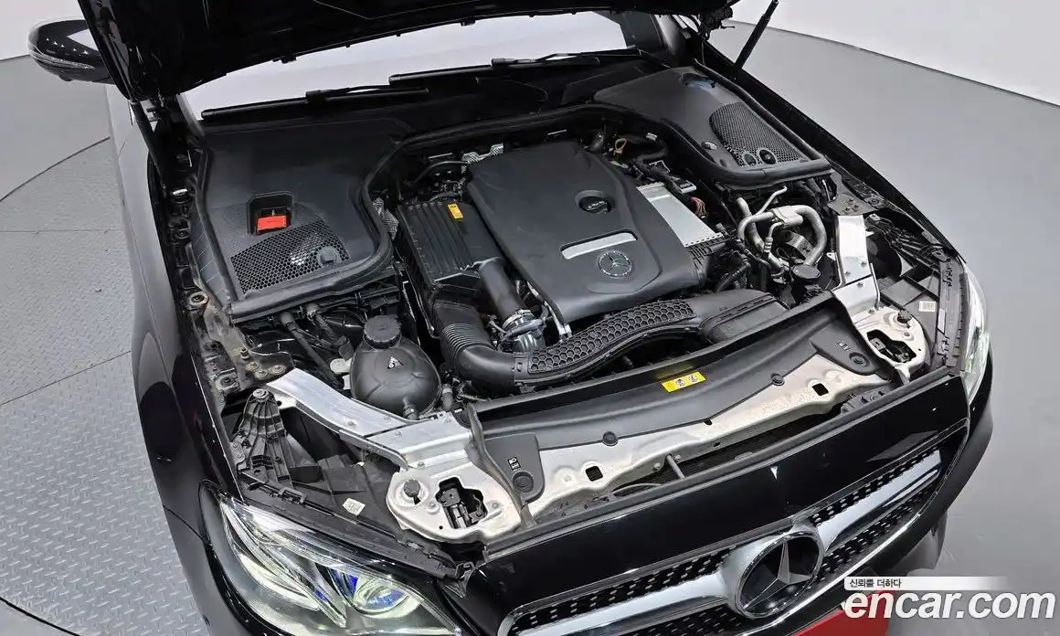 Mercedes-Benz E-Class 2019 2.0 Автомат в Москве № 194681, фото 14