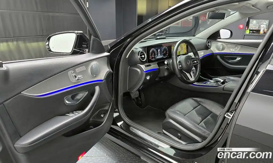 Mercedes-Benz E-Class 2019 2.0 Автомат в Москве № 194681, фото 18