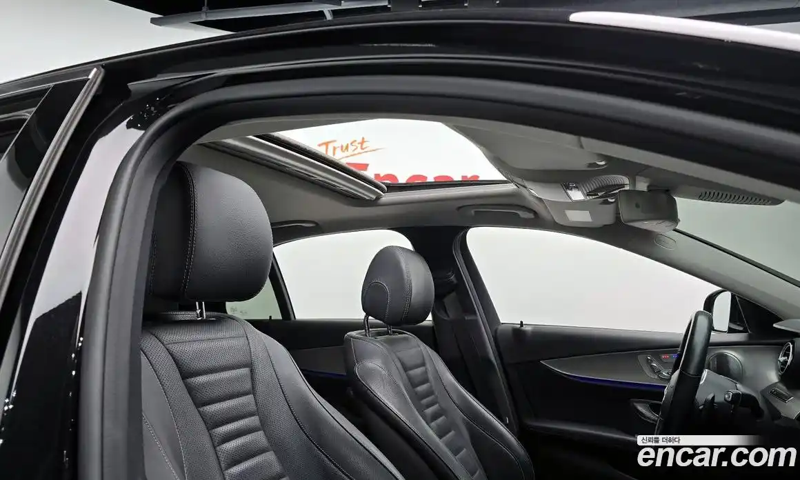 Mercedes-Benz E-Class 2019 2.0 Автомат в Москве № 194681, фото 20