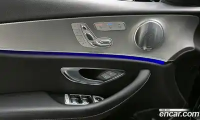 Mercedes-Benz E-Class 2019 2.0 Автомат в Москве № 194681, миниатюра 7