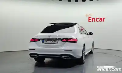 Mercedes-Benz E-Class 2022 2.0 Автомат в Москве № 195104, миниатюра 4