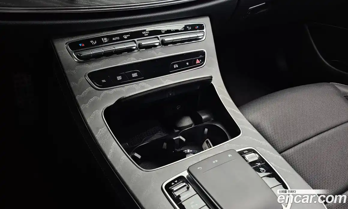 Mercedes-Benz E-Class 2022 2.0 Автомат в Москве № 195104, фото 9