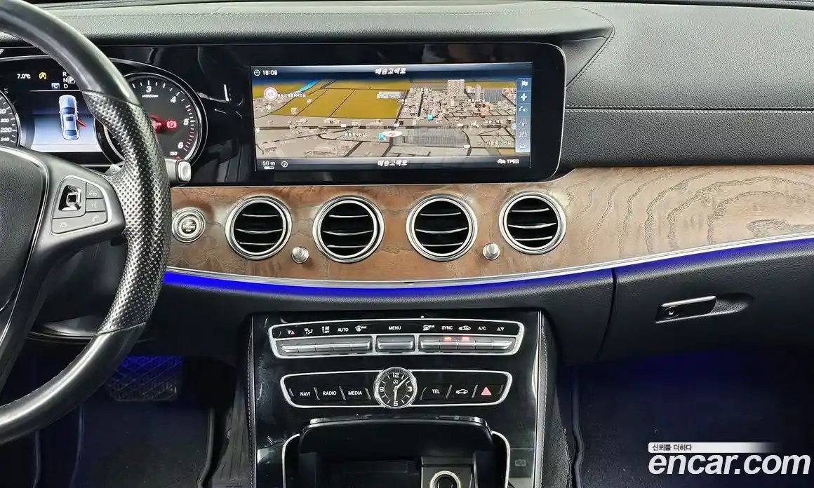 Mercedes-Benz E-Class 2017 1.9 Автомат в Москве № 195549, фото 16