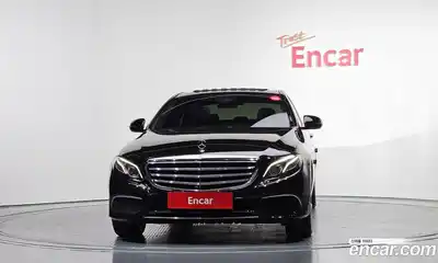 Mercedes-Benz E-Class 2017 1.9 Автомат в Москве № 195549, миниатюра 2