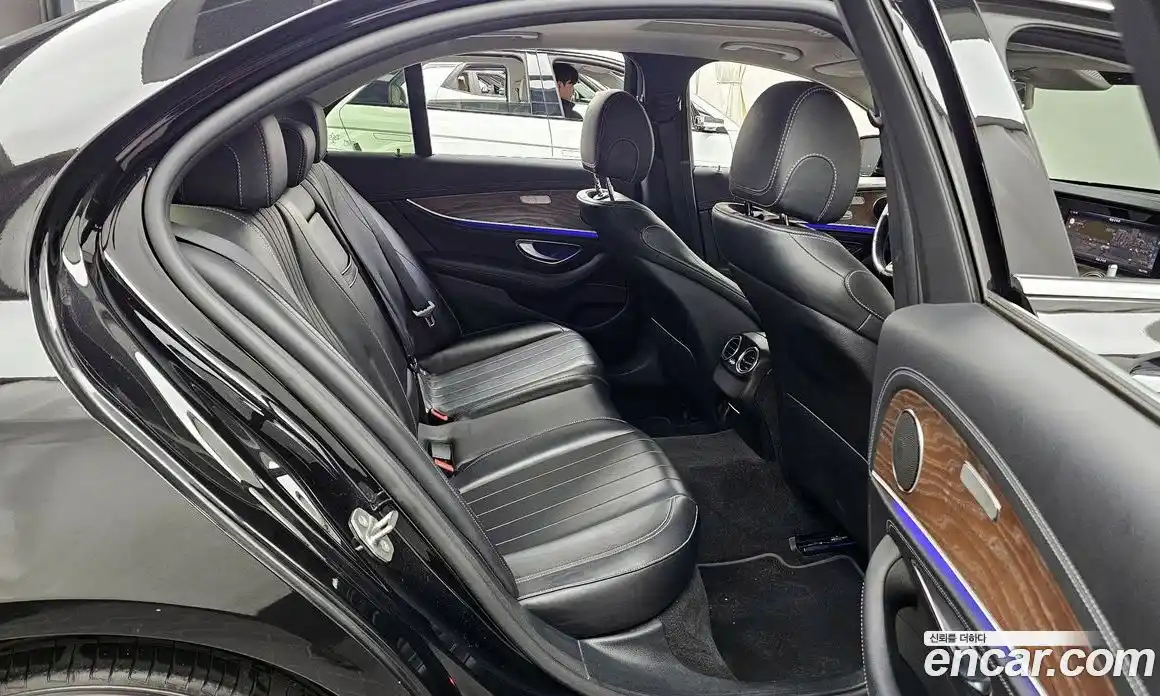 Mercedes-Benz E-Class 2017 1.9 Автомат в Москве № 195549, фото 6