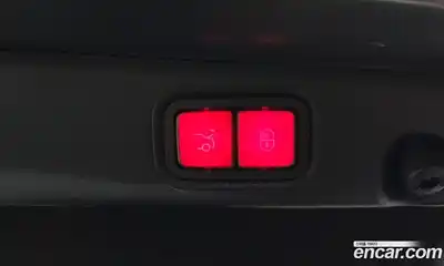 Mercedes-Benz E-Class 2019 2.0 Автомат в Москве № 195621, миниатюра 3