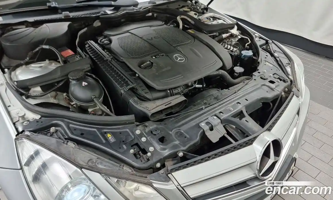 Mercedes-Benz E-Class 2012 3.5 Автомат в Москве № 195687, фото 15