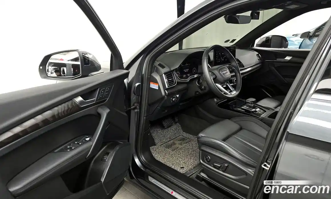 Audi Q5 2023 2.0 Автомат в Москве № 196255, фото 13