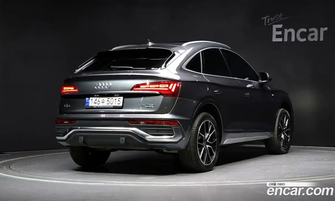 Audi Q5 2023 2.0 Автомат в Москве № 196255, фото 18