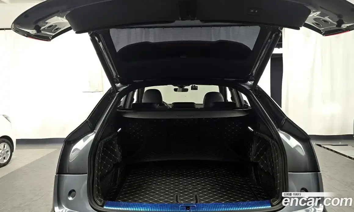 Audi Q5 2023 2.0 Автомат в Москве № 196255, фото 6