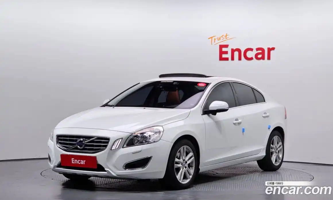 Volvo S60 2013 2.0 Автомат в Москве № 196942, фото 1